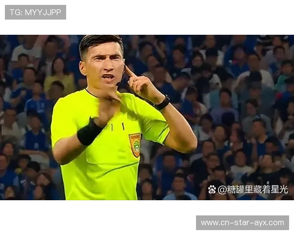 裁判终场前的点球判罚引争议