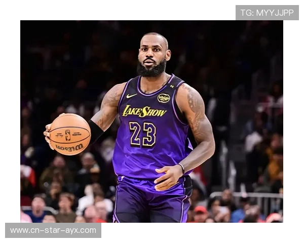 詹姆斯后仰入网，湖人将比赛悬念留到最后一刻