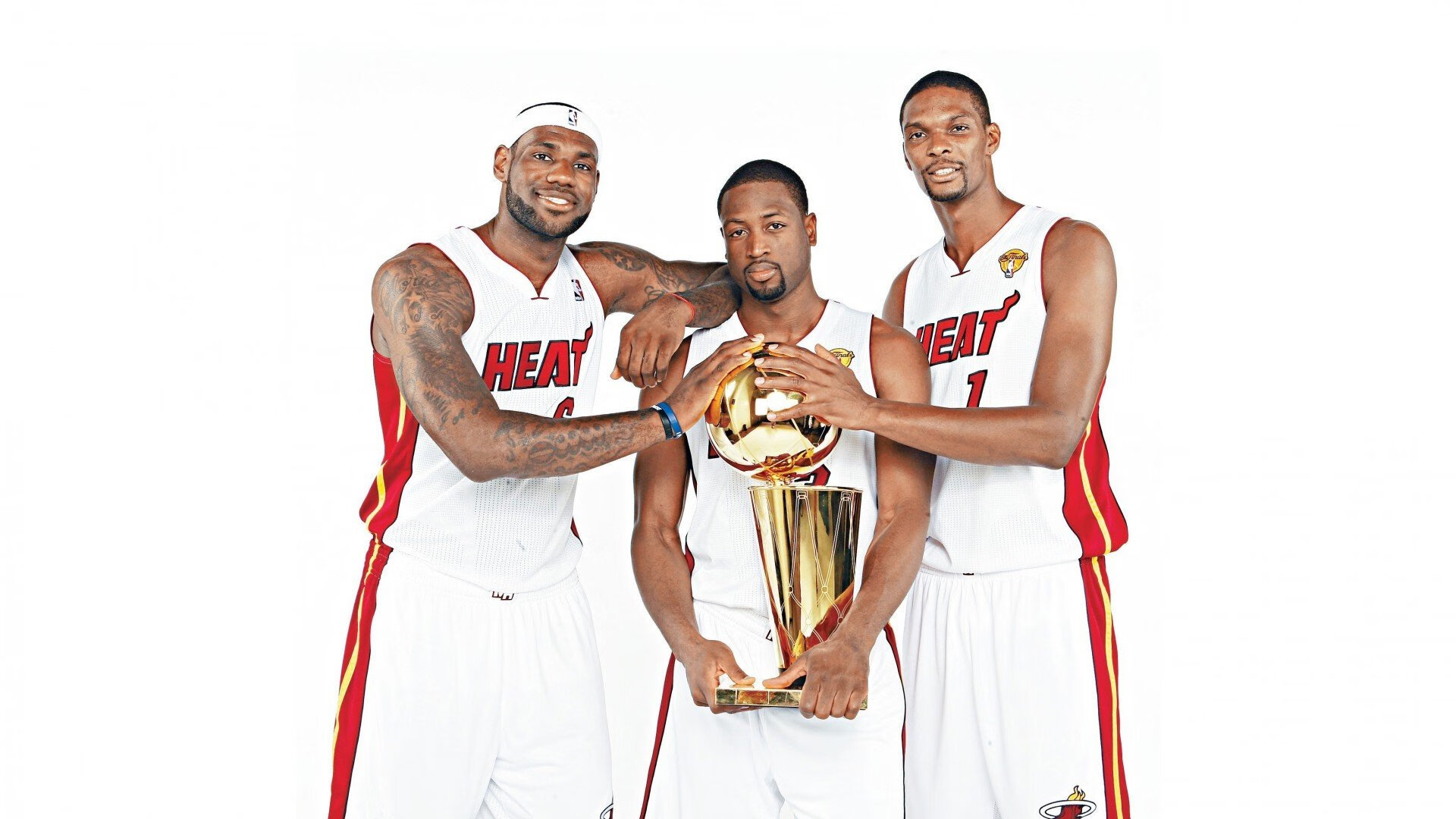 《玩家热议：最具人气的英雄或角色是谁？》，游戏人气角色排名